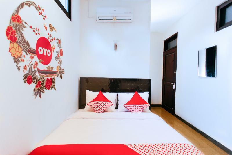 Oyo 491 Uno Hotel Surabaya